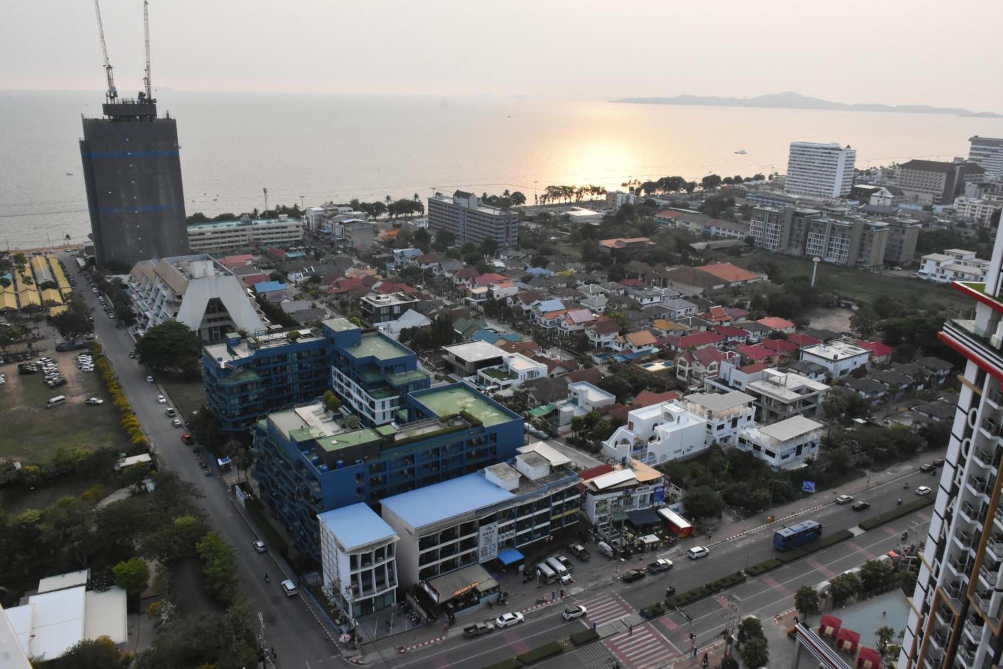 Dusit Grand Condo View Jomtien Beach Room photo